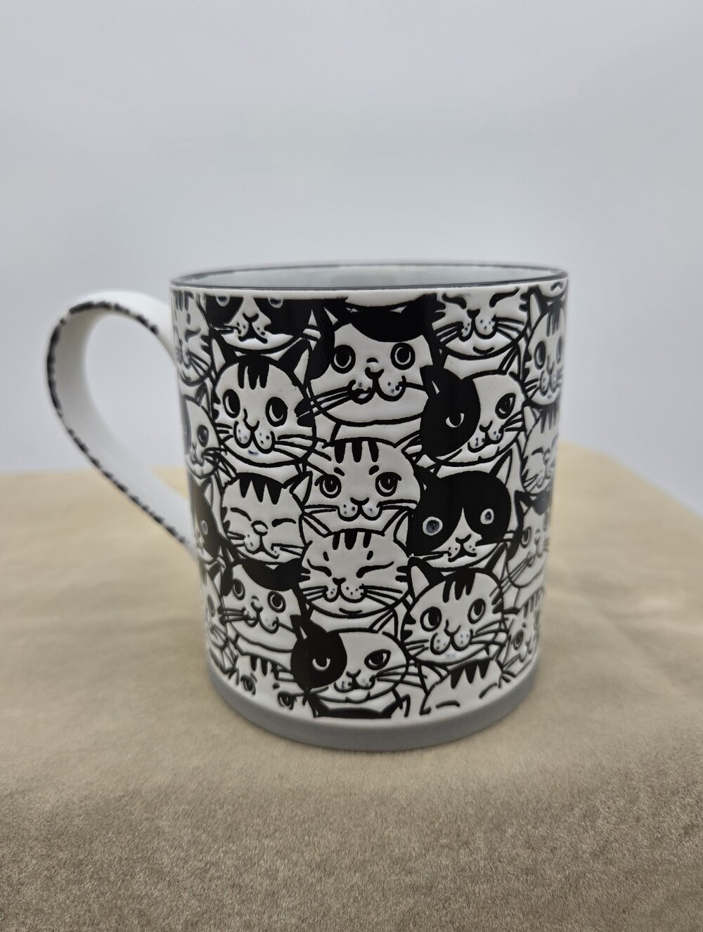Black And White Cat Design Mug Coffee Cup Spectrum Designz